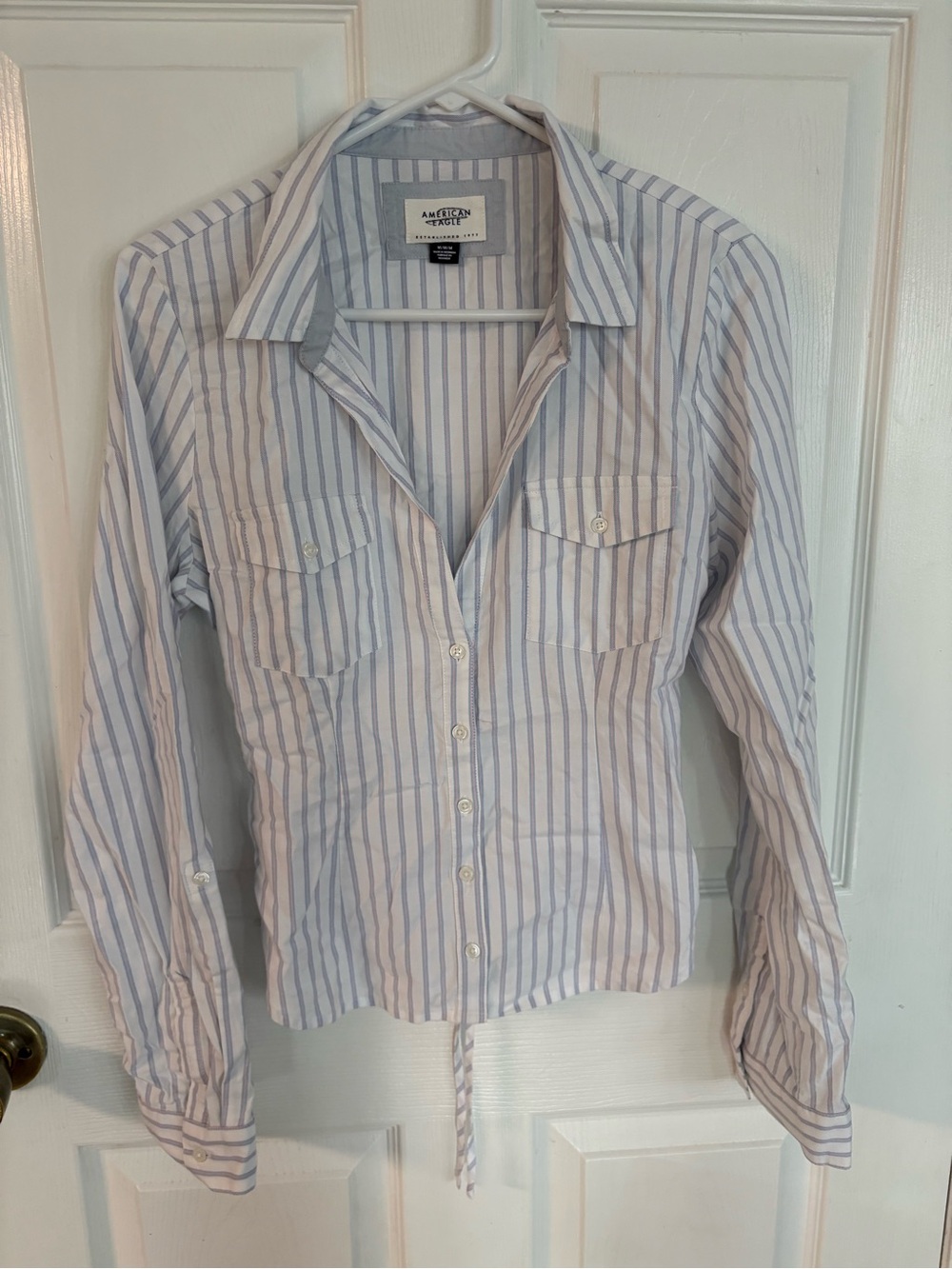 new American Eagle Light Blue Stripe Button-Up long sleeve Shirt